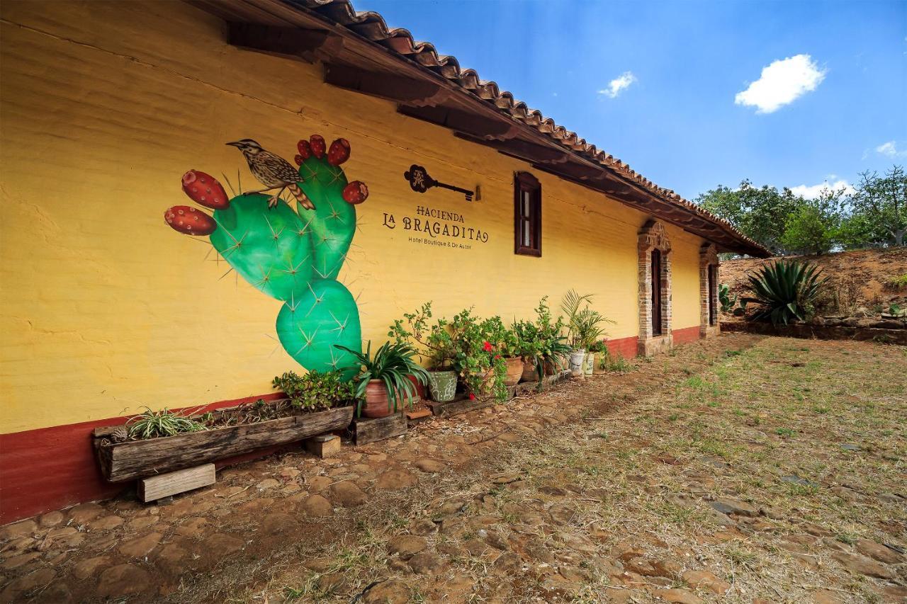 Capital O Hacienda La Bragadita Hotel Mazamitla Exterior photo